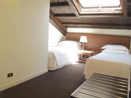 Hotel Albergo Santa Chiara - image 3