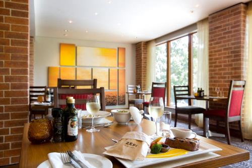 SunSquare Cape Town Gardens - 식음료(F&B)