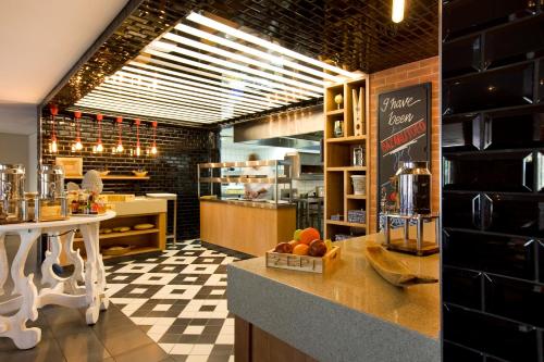 SunSquare Cape Town Gardens - 식음료(F&B)