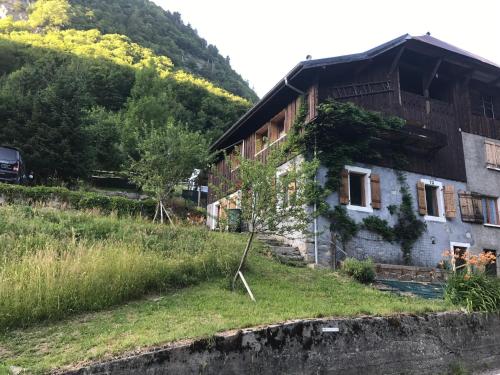 A szálláshely kívülről, 72 Route Du Fry in Talloires