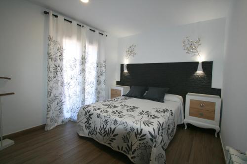 Apartamentos mirasierra plaza in 科托里奧斯