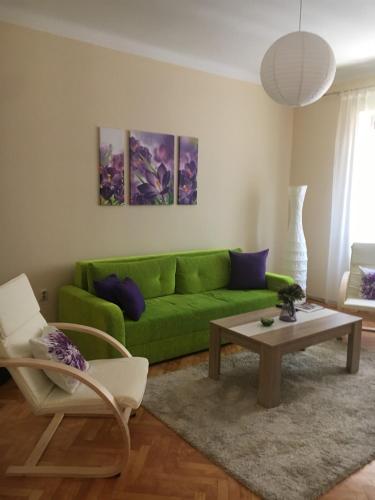 Superior Apartment image 7