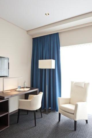 Blue Woods Hotel - image 4