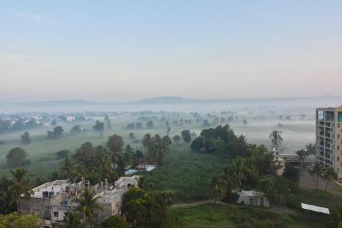 Grey Stone - Lakefront PentHouse Family Rooms, Kolhapur (foto 4)