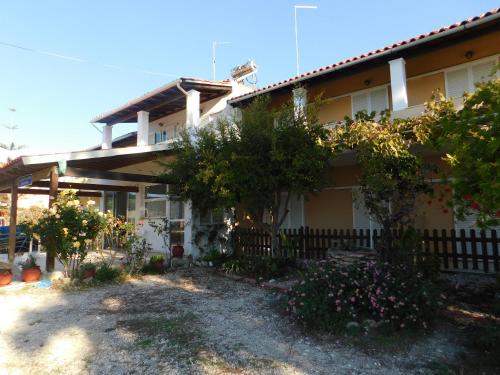 Evgenios Studios Evgenios Studios