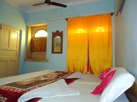 Ganesh Guest House