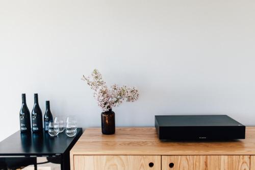 Black Estate B & B - Accommodation - Waipara