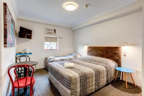 room detail thumbnail 0