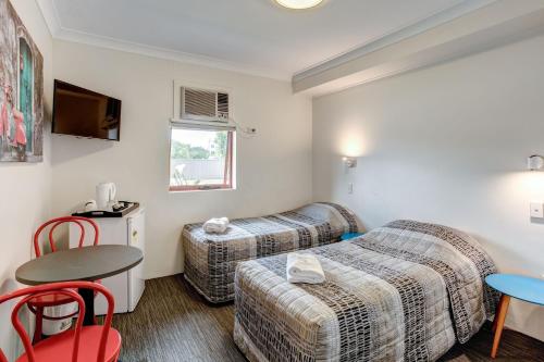 Arena Hotel (formerly Sleep Express Motel) - main image