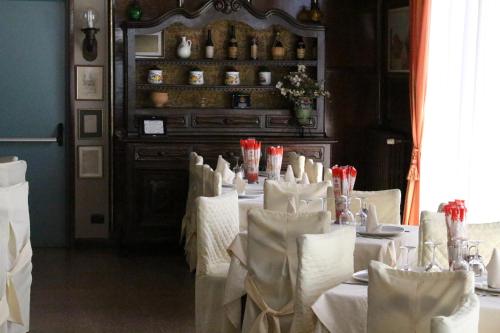 hotel ristorante vittoria – Pompeji, NY