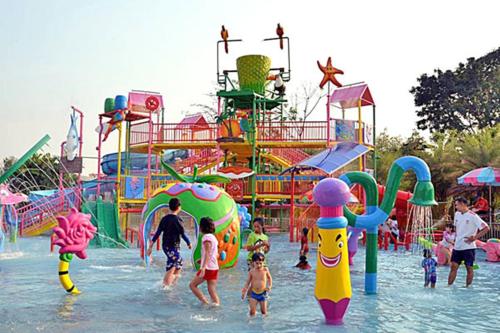 Nearby attraction, Natcha Place Rangsit Donmuang near Zeer Rangsit Shoppping Mall