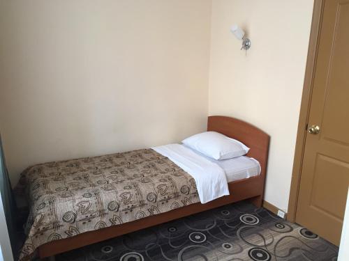 Elektron Hotel - image 4