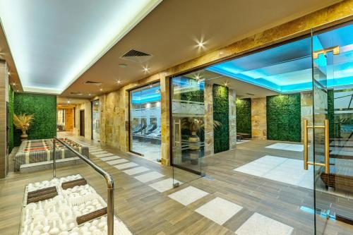 Hotel Infinity & Spa Park Velingrad - image 10