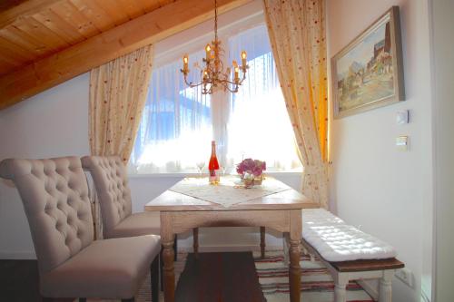 Himmelschlösschen & Chalet Rose - image 3