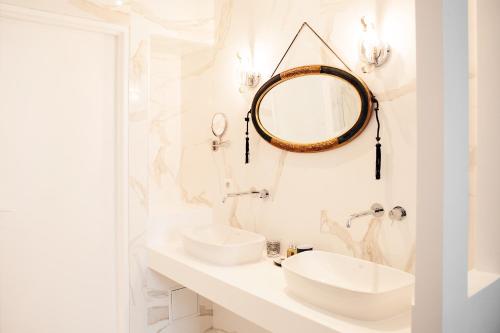 Une Chambre Chez Dupont