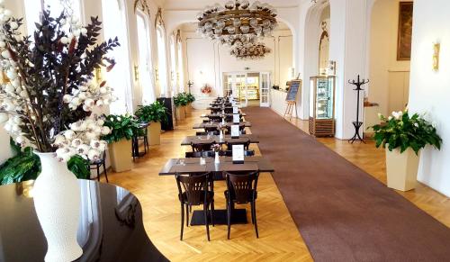 Hotel Praha - image 4