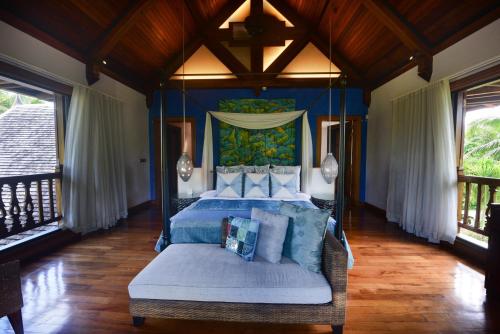 Sankhara Luxury Private Beach Villas - Tap to explore photos