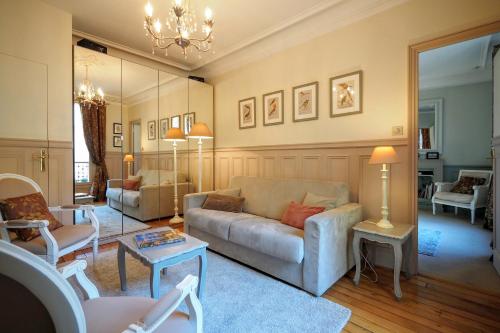 Chambre d hôte : Louvre Elegant Apt Suite – Paris, TX