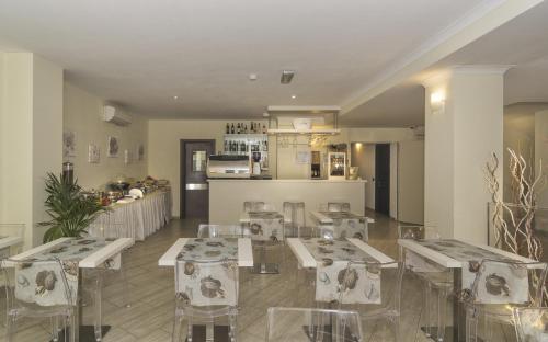 Паб/Коктейль-бар, Hotel Lido INN in Лідо ді Камайоре