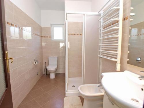 House Orieta 385 - image 12