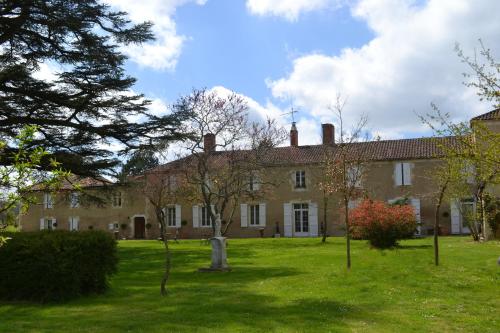 Chartreuse de Dane - Chambre d'hôtes - Saint-Jean-Poutge