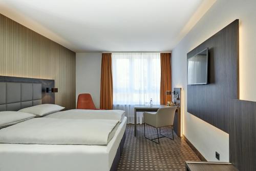 1 queen bed