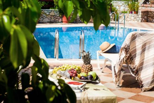 Villa Maraki - Accommodation - Agia Paraskevi