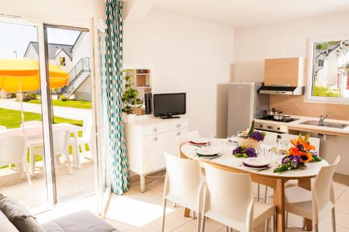 3 bedrooms, 5 beds