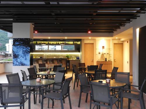 칼리 Park V 3성급 호텔 외관