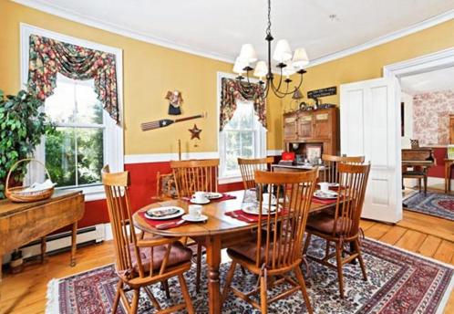 Black Lantern B&B in Topsham (ME)