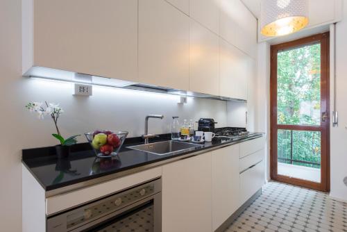 Mila Apartments Via Savona - main image