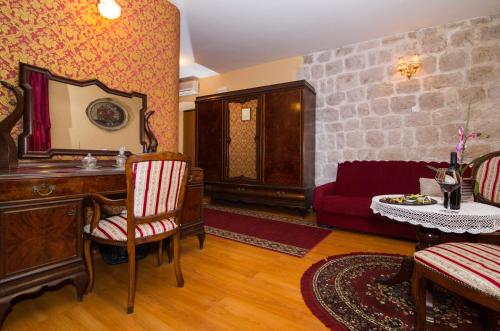 Heritage Hotel Pasike - image 9