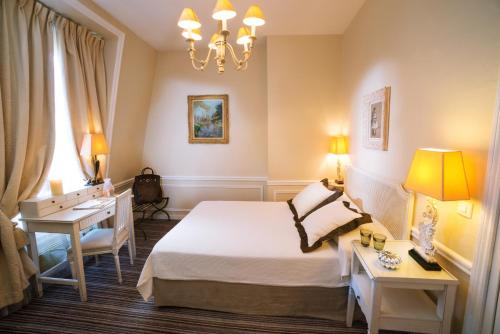 room detail thumbnail 0