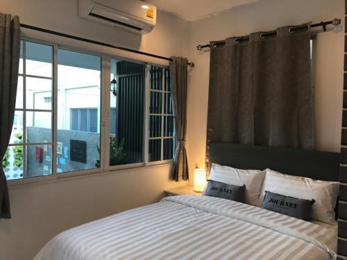 

The Postcard Chiangmai