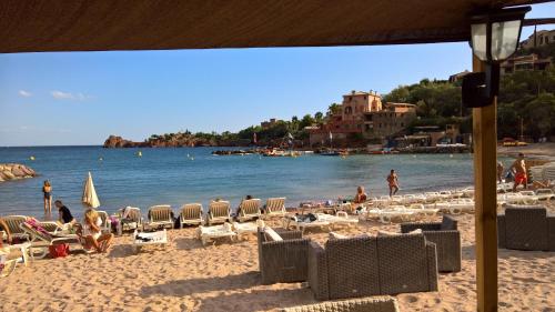 strand, Cote d'Azur - Theoule - Miramar in Theoule-sur-Mer