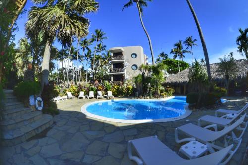 Swimming pool, El Magnifico in Cabarete