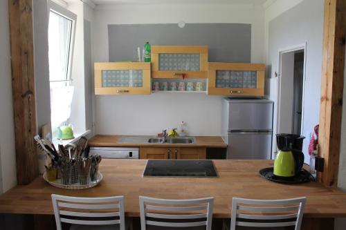 Konyha, Bett im Bahnhof Güterschuppen keine JA oder ähnlich (Bett im Bahnhof Guterschuppen keine JA oder ahnlich) in Bad Harzburg