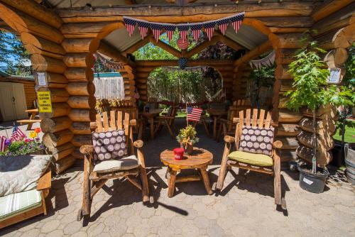Fireside Lodge - image 7