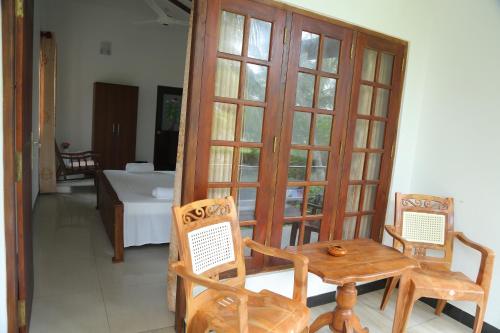 Balcony/terrace, Osanda Guest in Bentota