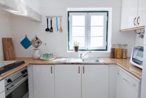 ห้องครัว, Laneez Ericeira Surf House in เซาท์บีช