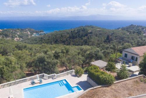  Villa Levanda in Longos