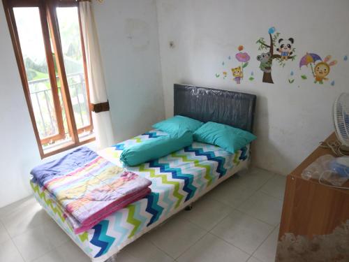 Rajawali Guesthouse - image 2
