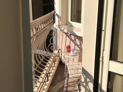 Art 'Otel Room Type - Twin or Double Room with Balcony