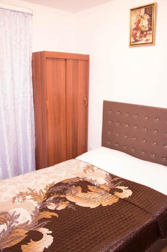 Nor Hotel - image 3