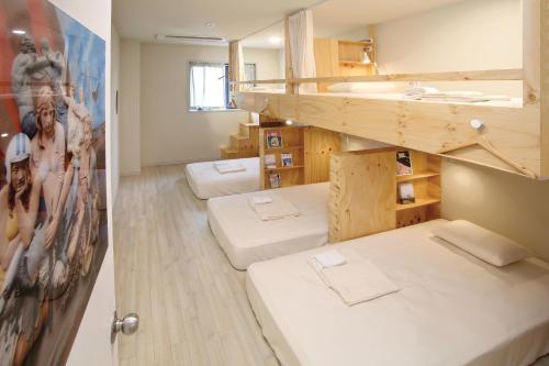 Olle Stay Olle Stay is conveniently located in the popular Seogwipo area. Both business travelers and tourists can enjoy the propertys facilities and services. Luggage storage, family room are on the list of t