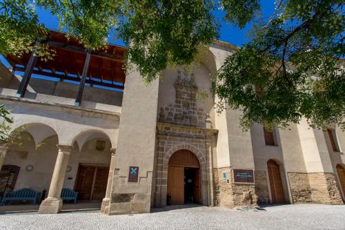  Hospedería Conventual de Alcántara, Alcántara bei Santiago de Alcantara