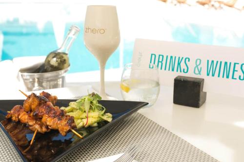 Hotel Zhero - image 10