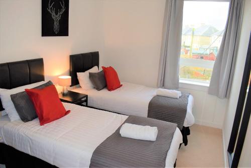 Kelpies Serviced Apartments Macgregor- 2 Bedrooms, , Stirlingshire