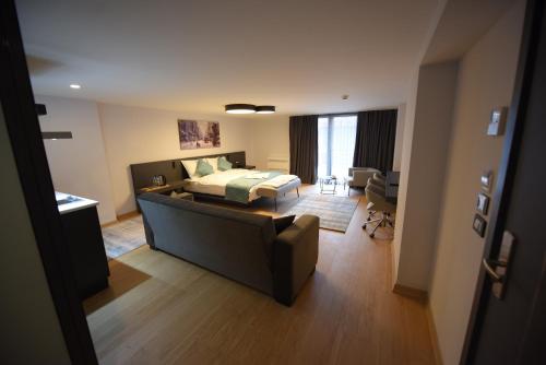 STİL SUİT - image 2