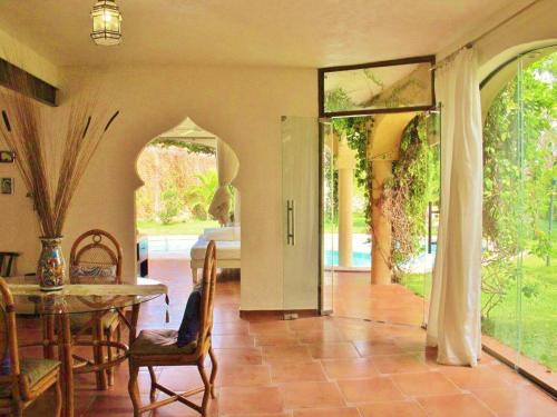 Casa La Kasbah in Cruz de Huanacaxtle, Mexico